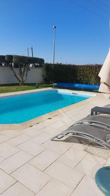 Studio Neuf Avec Acces Piscine Valergues Exterior foto